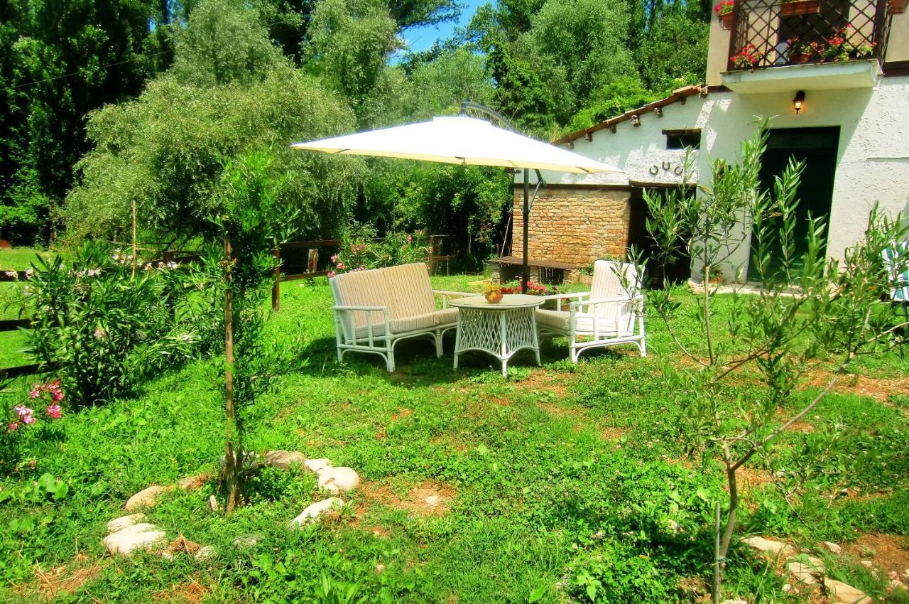 Ca' Perucci Pension Urbino Buitenkant foto